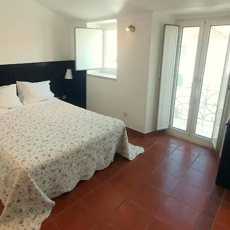Apart Otel Solar Dos Carvalhos - De Turismo 3*